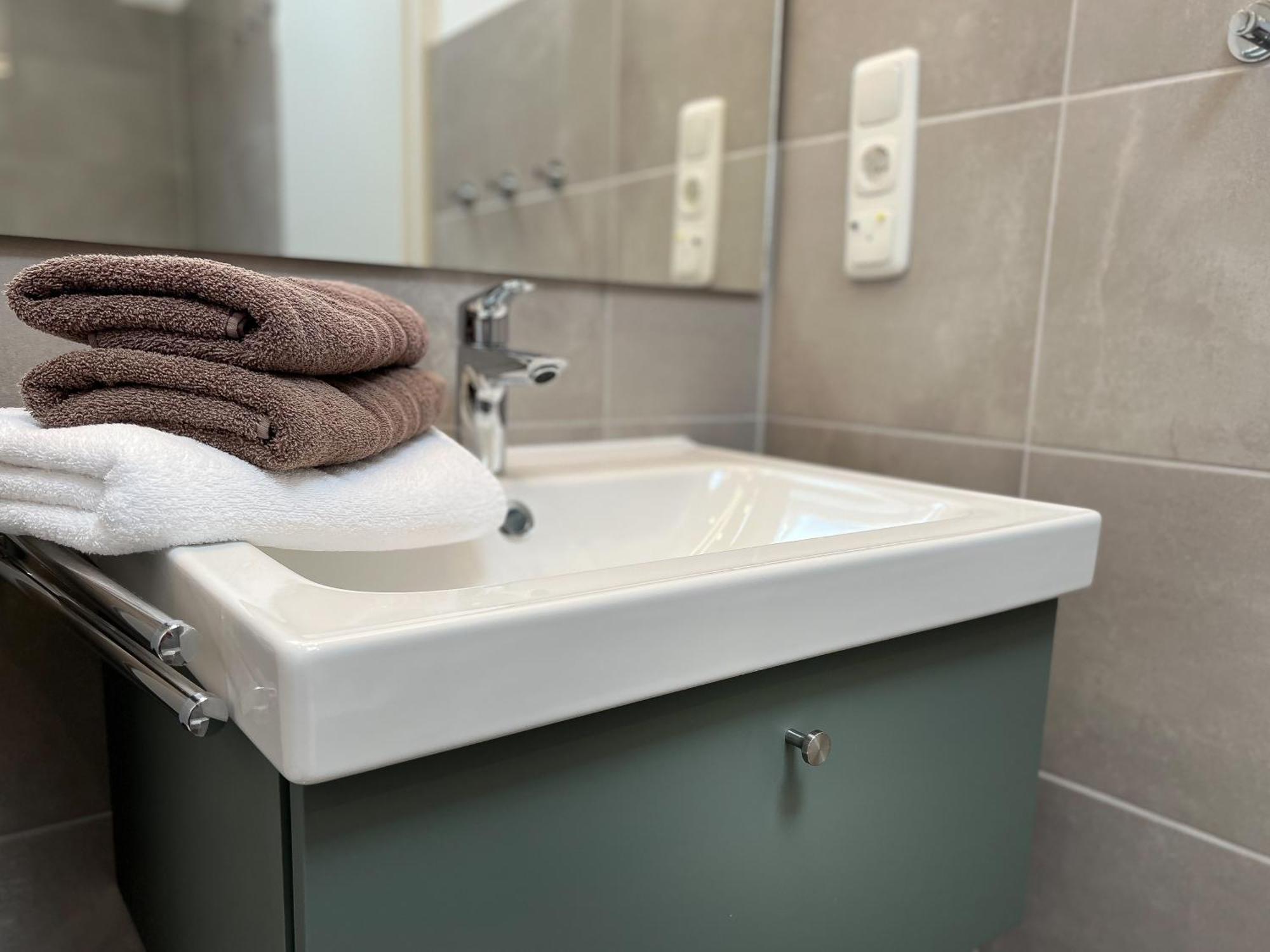 M5 Bungalow - Apartmenthaus Marienburger Str 4 - Feriendomizil Hollich Groemitz Ngoại thất bức ảnh